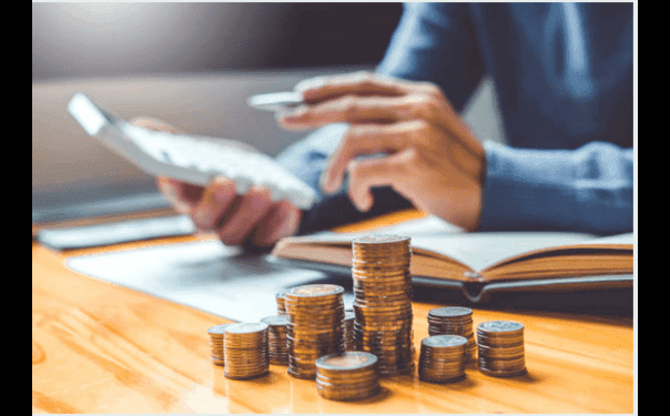 ¿Por qué los abogados no reciben el mismo trato salarial que los jueces?